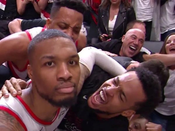 海纳策略 利拉德：开拓者现在的阵容我梦寐以求，我不走这阵容组不起来